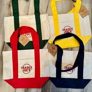 Trader Joe’s VIRAL Mini tote bags - set of 4!